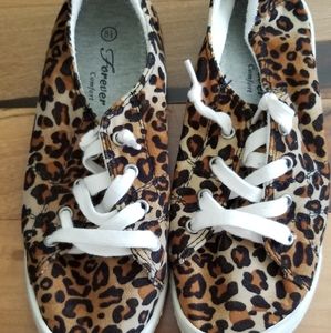 Forever Comfort cheetah print sneakers